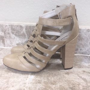 Tan chunky heel